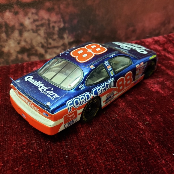 Nascar Diecast #88 - Picture 2 of 3